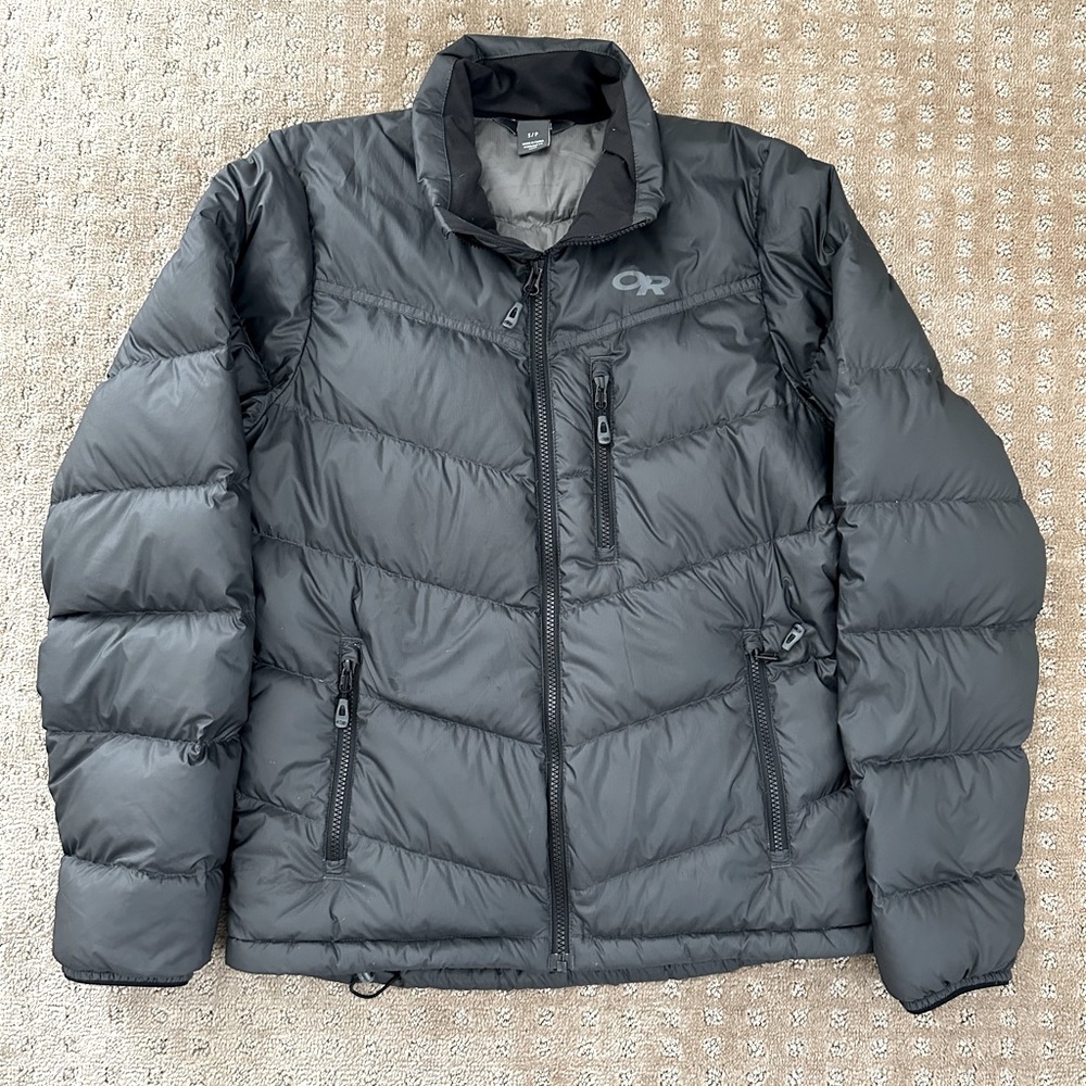 Outdoor Research Men’s Transcendent Grey Down Jacket, size small